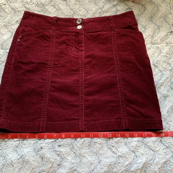 WHBM women’s corduroy  skirt. Size 0. - Picture 6 of 6